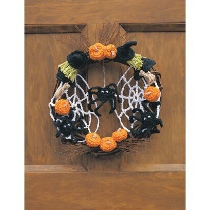 Trick or Treat Wreath in Lily Sugar 'n Cream Solids