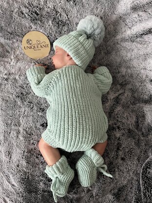 'Snuggles' 3 piece romper set