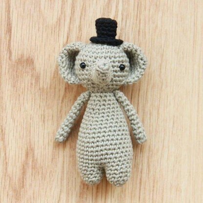 Mini Elephant Crochet Amigurumi Pattern