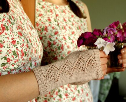 Fragaria Mitts