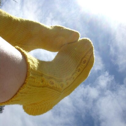 Honeycomb Twist Socks