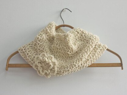 Easy Crochet Flower Cowl