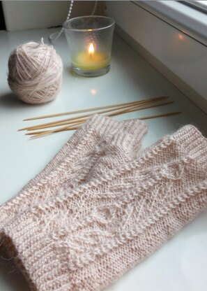 Sien Fingerless Mittens