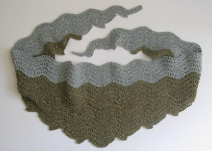 Old Shale Stitch Crochet Scarf 