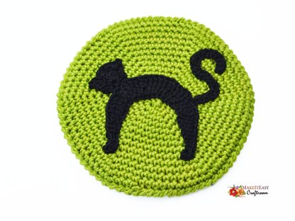 Crochet round coaster. Black cat coaster. Halloween decor. Scaredy cat