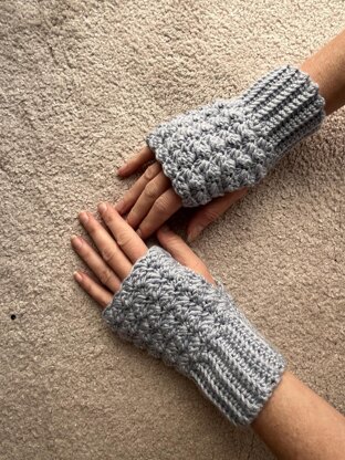 Aspen Fingerless Mitts