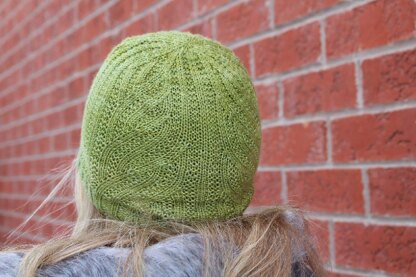 Interrupted swirl hat