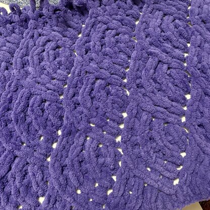 Overlapping Waves Blanket