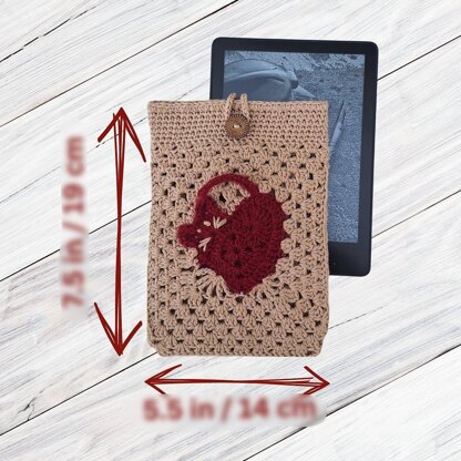 Hearty catty kindle sleeve