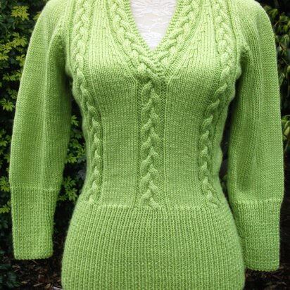 Cabled V Neck Fitted Sweater