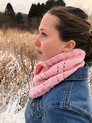 Blossom & Vine Cowl