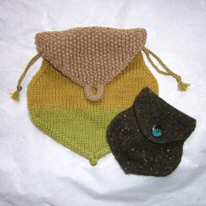 Acorn purse - knitting pattern