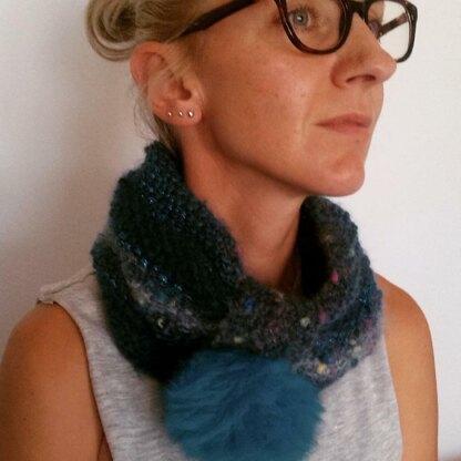 The Fluffy PomPom Cowl