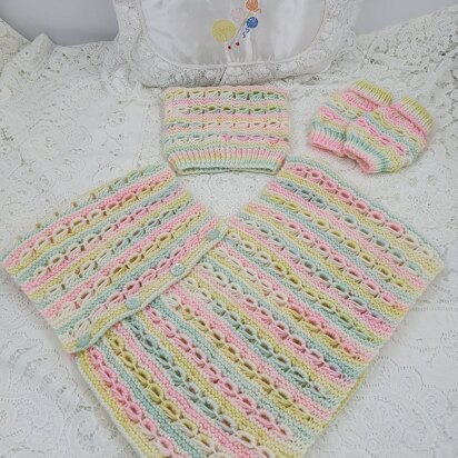 102. Poncho and legwarmers set