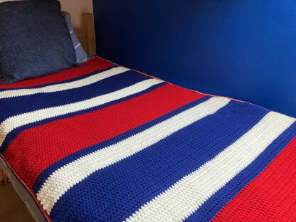 College stripe blanket