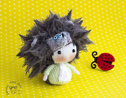 Hedgehog Tanoshi Doll