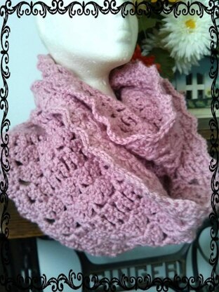 Olde Victorian Rose Infinity Scarf