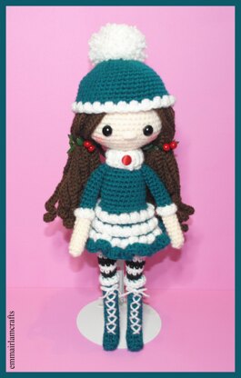 Holly, Doll Crochet Pattern