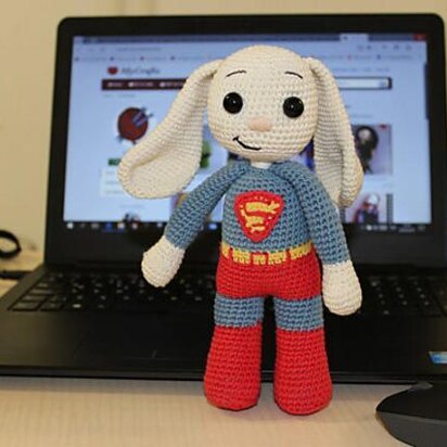 Super Hero Bunny Amigurumi
