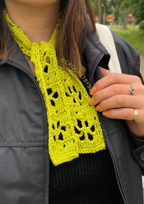 Blodeuwedd Scarf