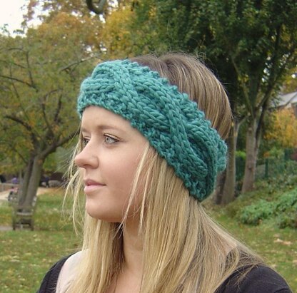 Headband Earwarmer with Chunky Rope Cable