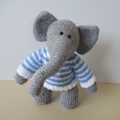 Wellington the Elephant - knitting pattern