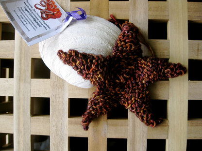 "75 Birds, Butterflies and Beautiful Beasties to Knit and Crochet"