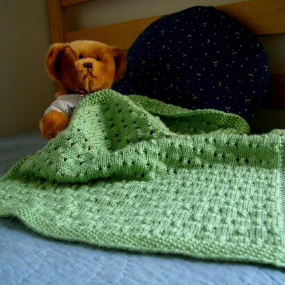 Lara baby blanket