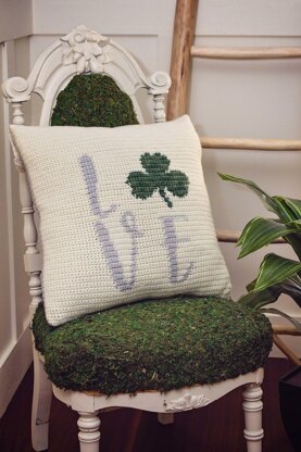 St. Patrick's Shamrock Pillow Cover