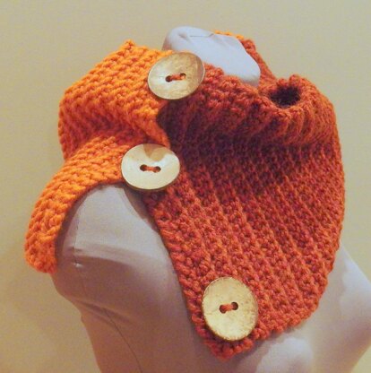 Big Thick Ribbed Button Cowl