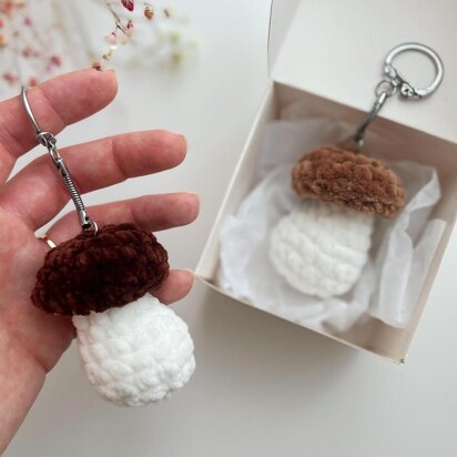 Mushroom keychain