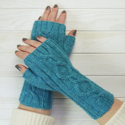 Greti fingerless mitts / Handstulpen - knitting pattern