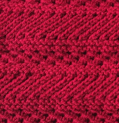 Red Lacy Cowl