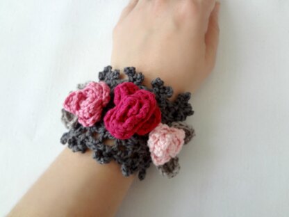 Sweet Roses Bracelet