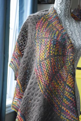 Cineprismatic Shawl