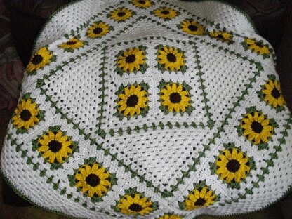 Sunflower Lapghan