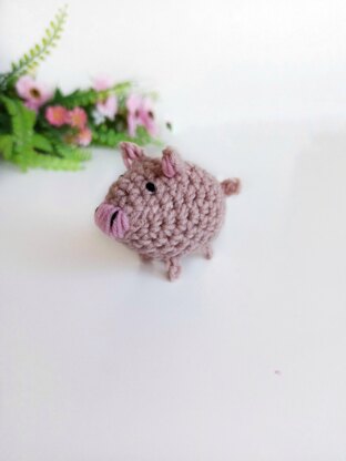 Tiny pig crochet pattern