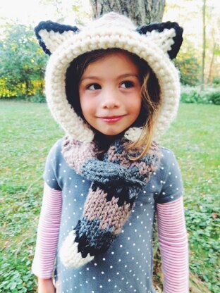 Finley the Fox Hooded Scarf