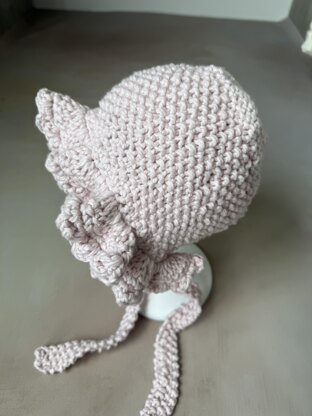 Ruffled Bonnet