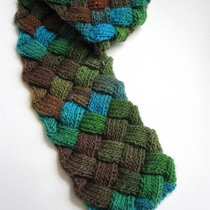 Evan Entrelac Scarf