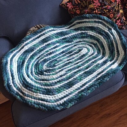 Durable Country Knitted Rug [FREE Knitting Pattern]