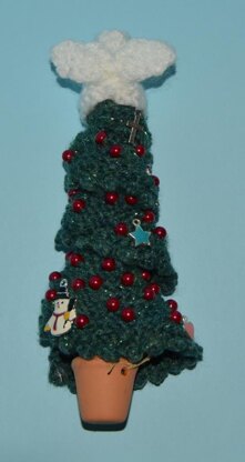 Small Beaded Christmas Tree