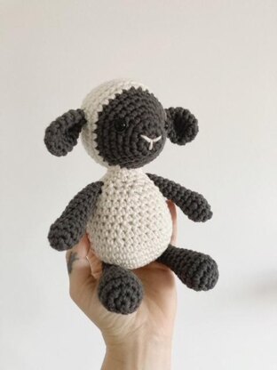 Simple Little Lamb