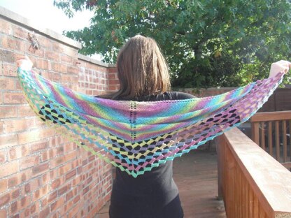 Bricks & Mortar Triangular Shawl