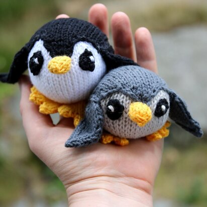 Patty the Penguin - knitting pattern