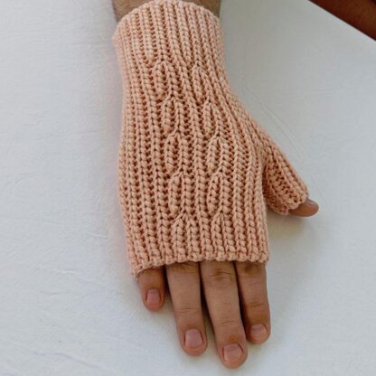 Cozy Cable Mittens