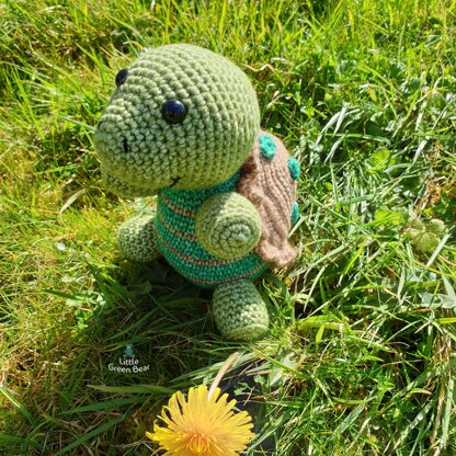 Tucker the Tortoise - US Terminology - Amigurumi