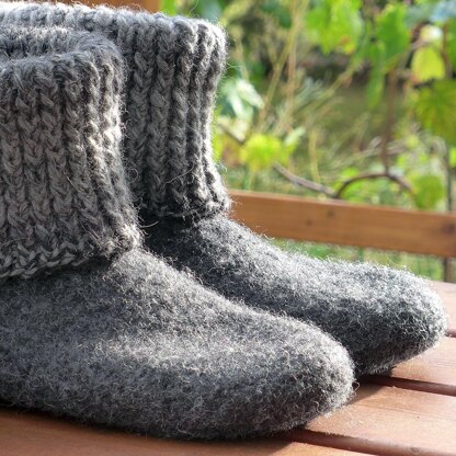 Felt Boots / Slippers with Turtleneck