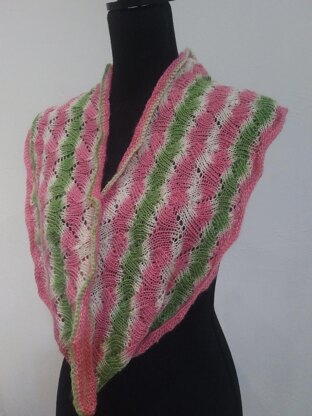 Rippling Streams Cowl