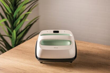 Cricut EasyPress 2 6"X7" - Mint.